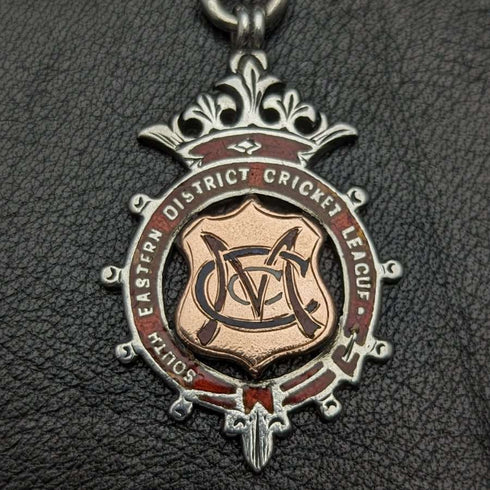 Cadena Albert de plata de ley antigua británica de alrededor de 1900, 52 g, con colgante de medalla de plata de ley