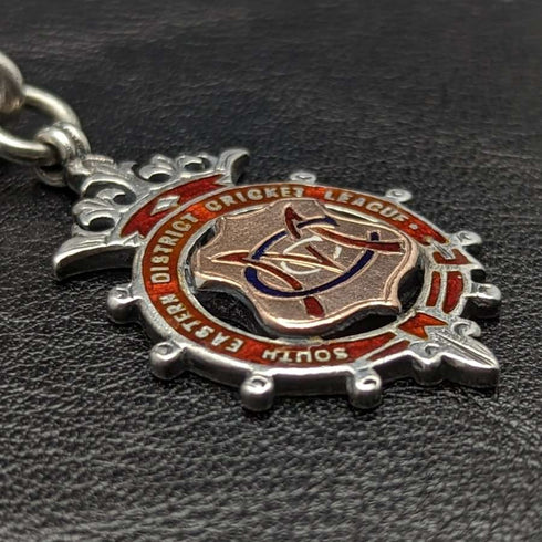 Cadena Albert de plata de ley antigua británica de alrededor de 1900, 52 g, con colgante de medalla de plata de ley