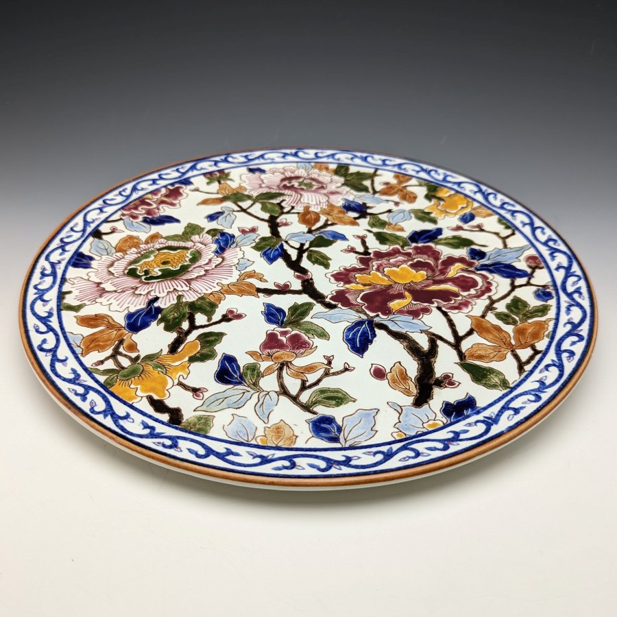 GIEN 陶器製 牡丹花柄デザイン 大皿 直径31cm GIEN 陶器製 牡丹花柄デザイン 大皿 直径31cm