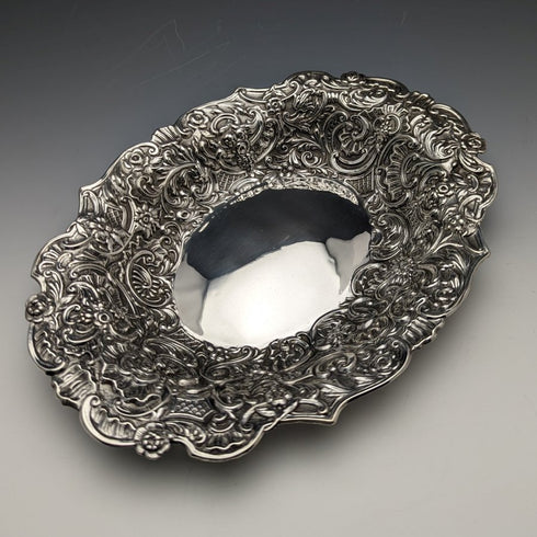 1900 年英國古董純銀浮雕碗 217 克 William Comyns