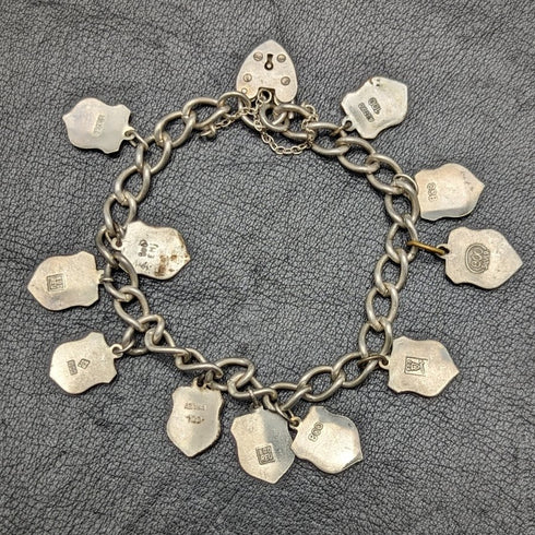 英国ヴィンテージ 純銀製 チャームブレスレット 23g