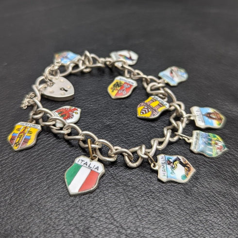 英国ヴィンテージ 純銀製 チャームブレスレット 23g