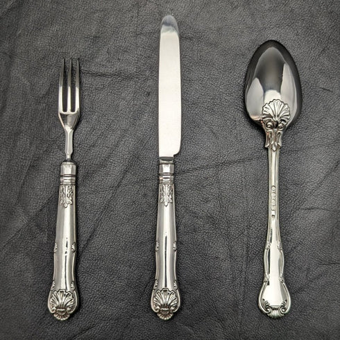 1832年 英国アンティーク 純銀製 クリスニングカトラリーセット