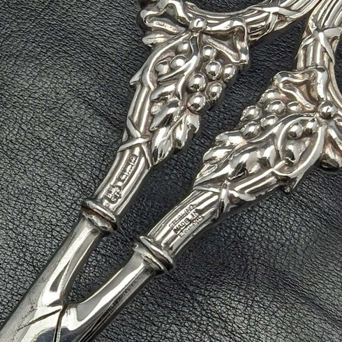 1963 British Vintage Sterling Silver Handle Grape Scissors 61g
