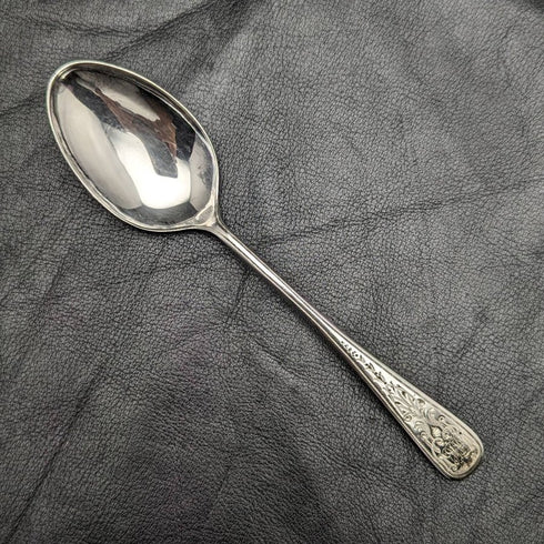 1894年 英国アンティーク 純銀製スプーン 細密彫刻 ケース入