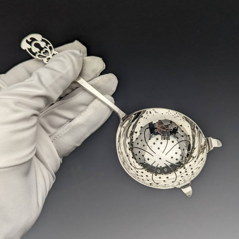 1917年 英国アンティーク 純銀製ティーストレーナー