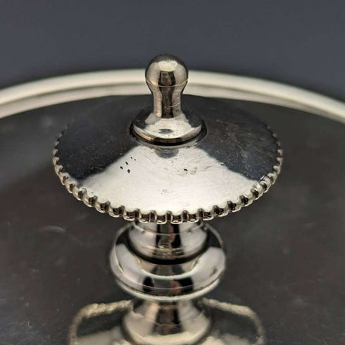 Barril para galletas de cristal tallado vintage británico con tapa plateada 917g
