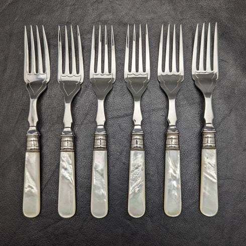 1930年 英国ヴィンテージ 白蝶貝ハンドル デザートカトラリーセット 6x2 レザーケース入