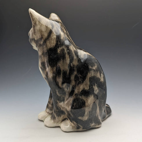 英国ウィンスタンレイ ケンジントンキャット キジトラ 陶器製フィギュリン(サイズ4)