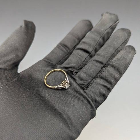英国ヴィンテージアクセサリー 18金製リング 0.25ctダイヤモンド H L Brown