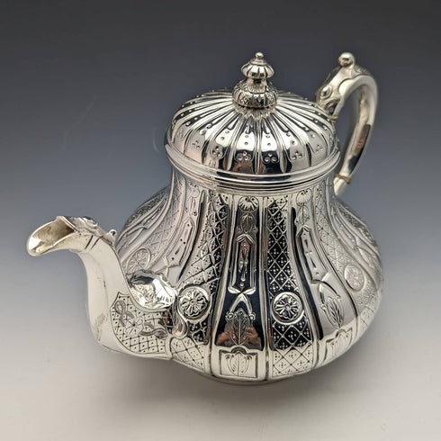 1870年代 英国アンティーク シルバープレート製ティーポット 741g Martin Hall