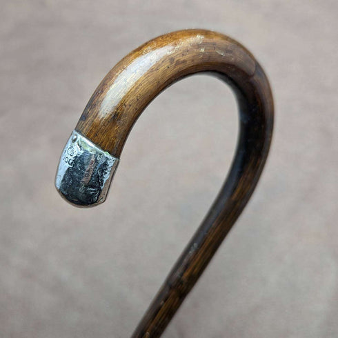 1912 British Antique Gentleman's Lightweight Walking Stick with Curved Handle 91cm