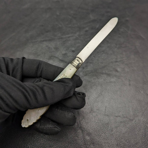 1912 年英國古董白珍珠貝殼手柄純銀刀片折疊筆刀