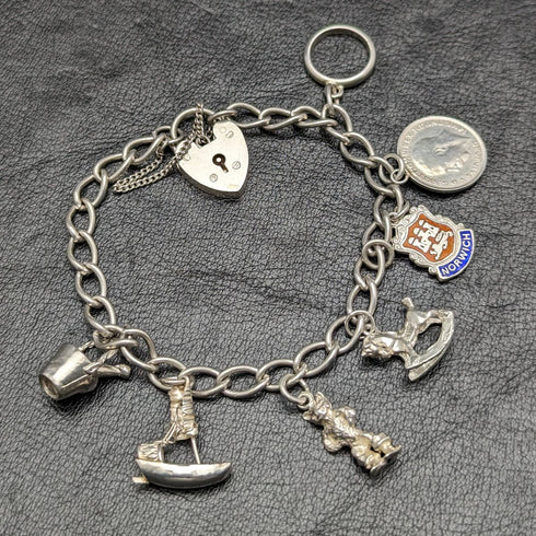 British vintage sterling silver charm bracelet 19g