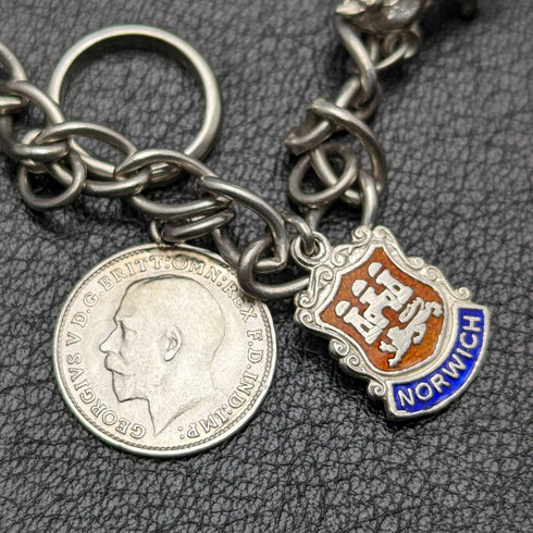 British vintage sterling silver charm bracelet 19g