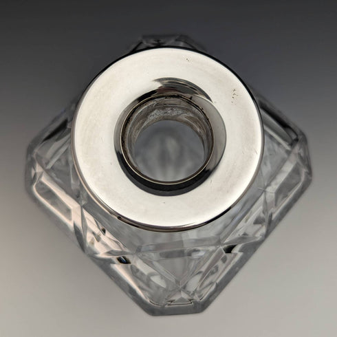 1977年 英国ヴィンテージ カットガラス 角型デキャンタ 純銀装飾 2000g