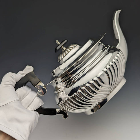 英国ヴィンテージ シルバープレート製ティーポット Viners