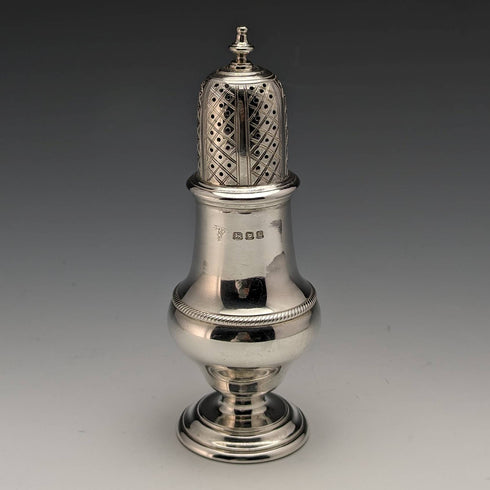 1946 British Vintage Sterling Silver Pepperette Seasoning Container