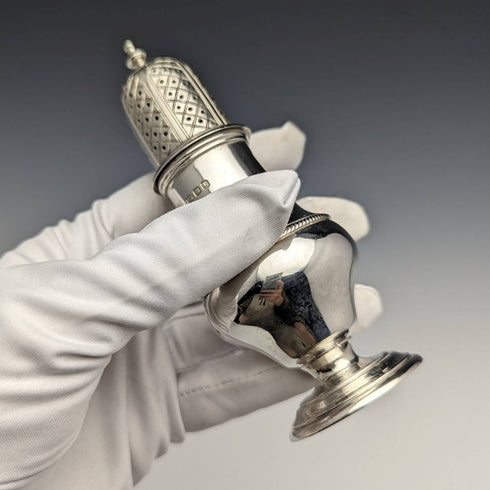 1946 British Vintage Sterling Silver Pepperette Seasoning Container
