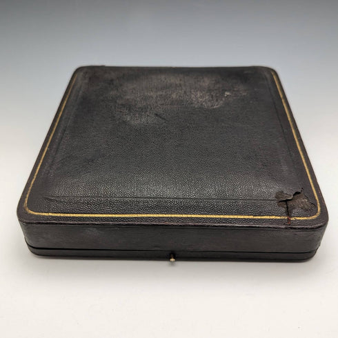 大約 1860 年英國古董純銀鹽盤和勺子 4 件套