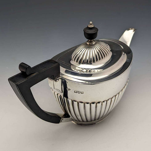 1902年 英国古董 纯银(925银)茶壶 508克 Goldsmiths&Silversmiths
