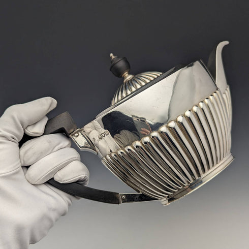 1902 British antique pure silver (925 silver) teapot 508g Goldsmiths&Silversmiths