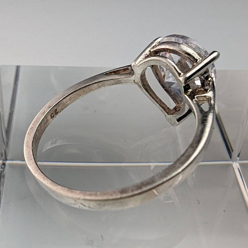 ヴィンテージ ジュエリー ドロップ型ジルコニア スターリングシルバーリング