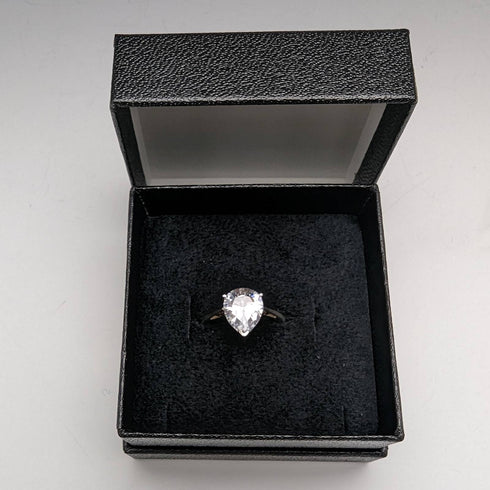 ヴィンテージ ジュエリー ドロップ型ジルコニア スターリングシルバーリング