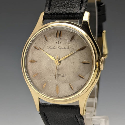 1960's British vintage Smith Imperial 19 stone men's watch works well