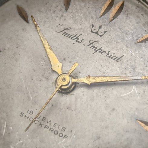 1960's British vintage Smith Imperial 19 stone men's watch works well