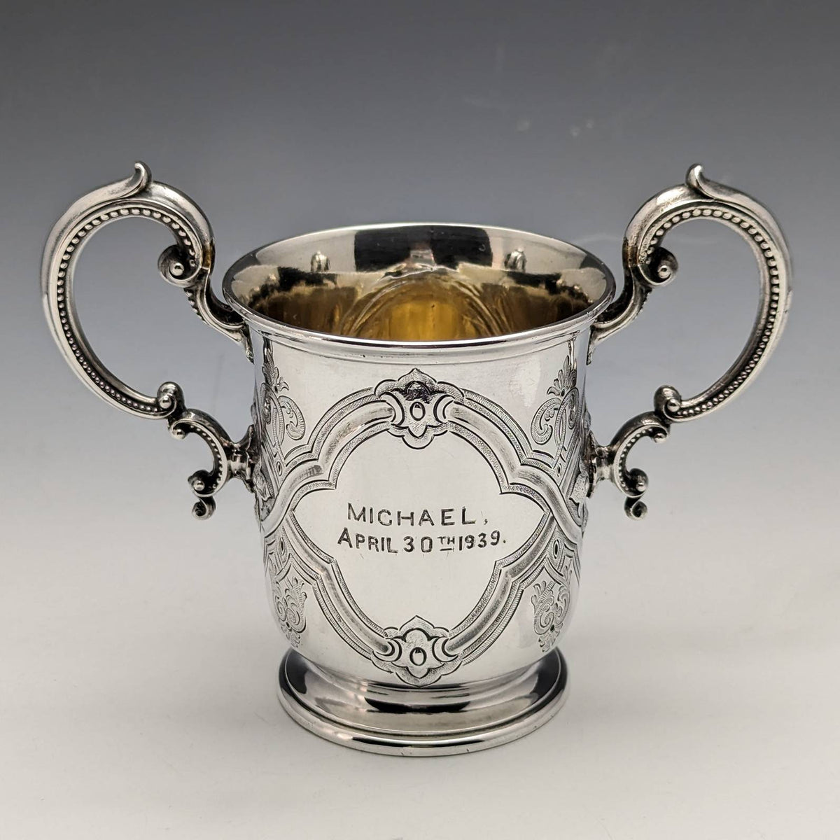 1862年 英国アンティーク 純銀製 ダブルハンドル マグカップ 169g 