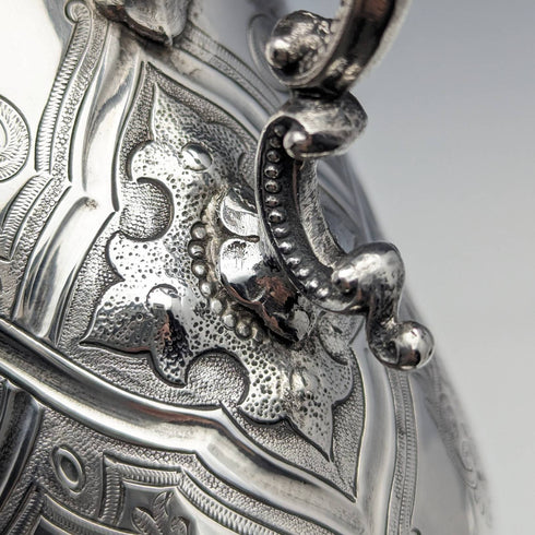 1862年 英国アンティーク 純銀製 ダブルハンドル マグカップ 169g Barnard