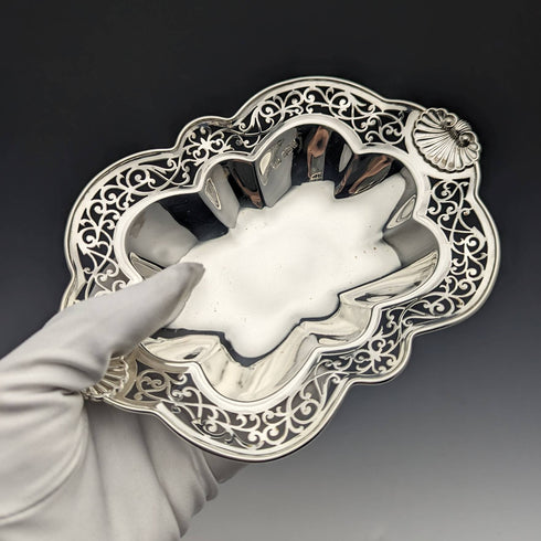 1902 年英國古董純銀盤子 141 克哈里森兄弟