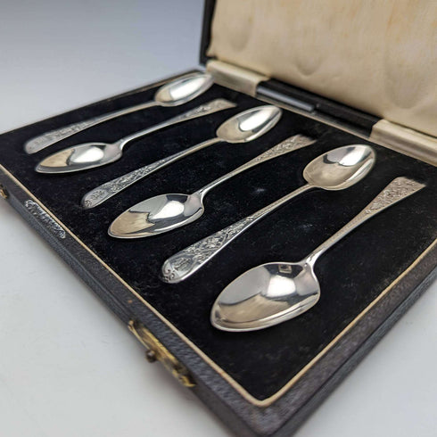 1884 British antique sterling silver teaspoon set of 6 in a case