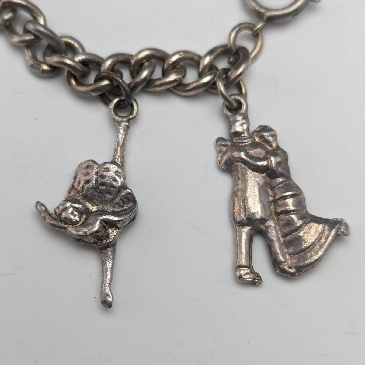 1999年 英国 ヴィンテージ 2000年 ミレニアム チャーム 925 シルバ 1999年 英国 ヴィンテージ 2000年 ミレニアム チャーム 925