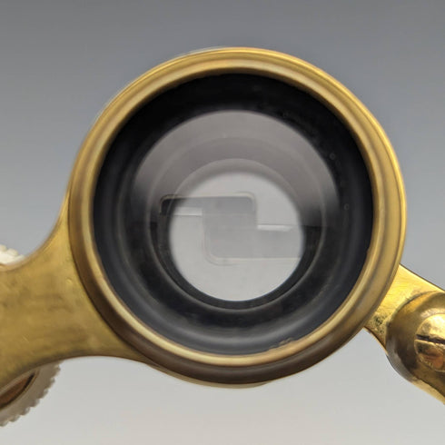 フレンチヴィンテージ 白蝶貝装飾 ハンドル付きオペラグラス IRIS PARIS