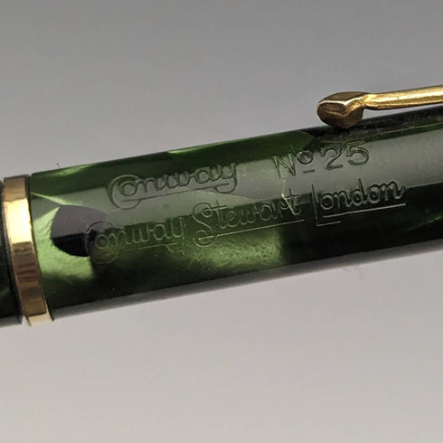 英國復古 Conway Stewart DINKIE550 鋼筆 No25 鉛筆套裝盒