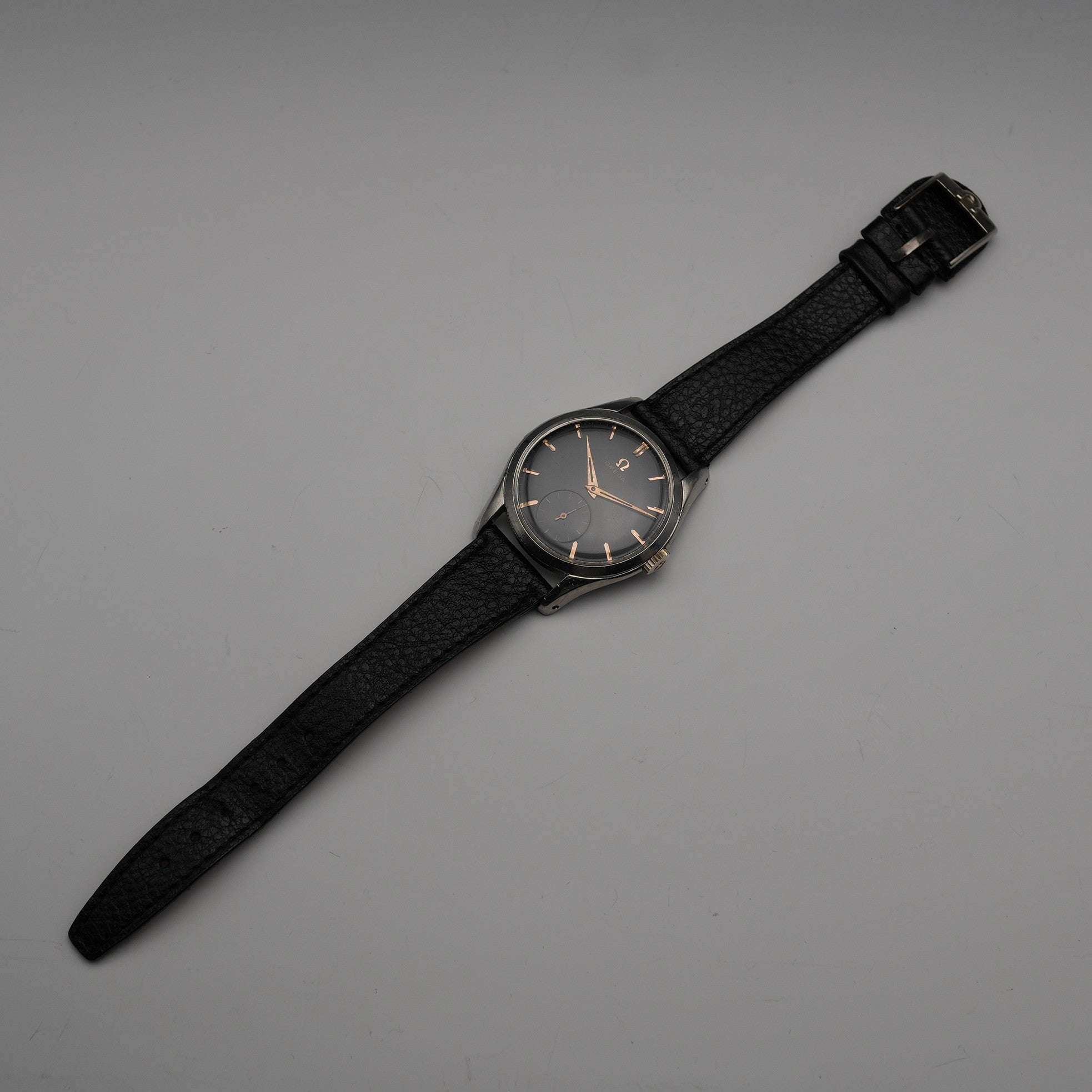 1950年頃 オメガ 紳士用 機械式腕時計 Ref2503-1 Cal265 ブラックダイヤル 動作良好 1950年頃 オメガ 紳士用 機械式腕時計 Ref2503-1 Cal265 ブラック