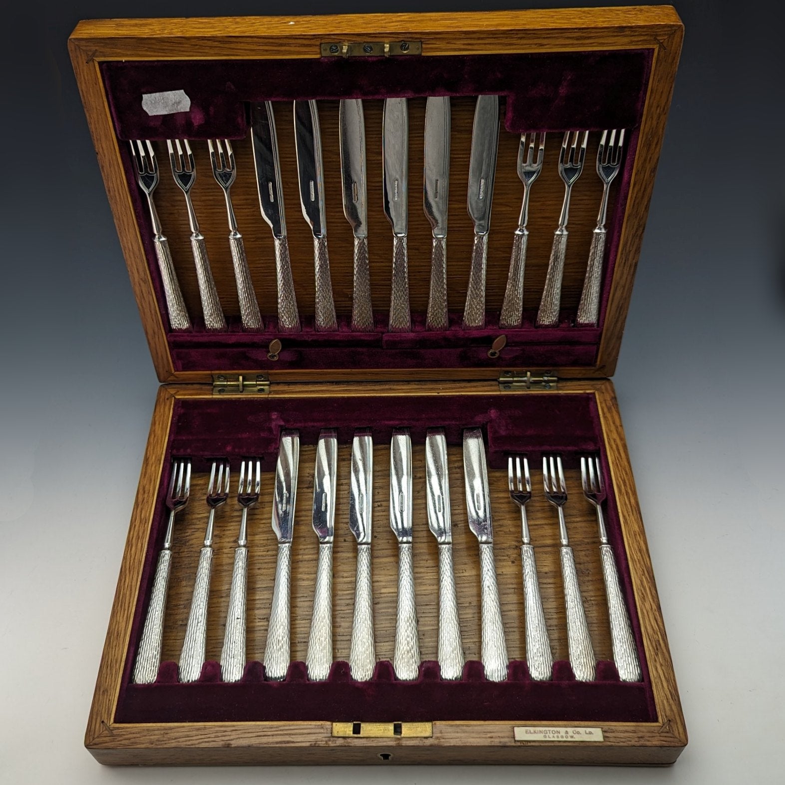 British Vintage Silver Plated Cutlery 12 Pair Set in Wooden Box