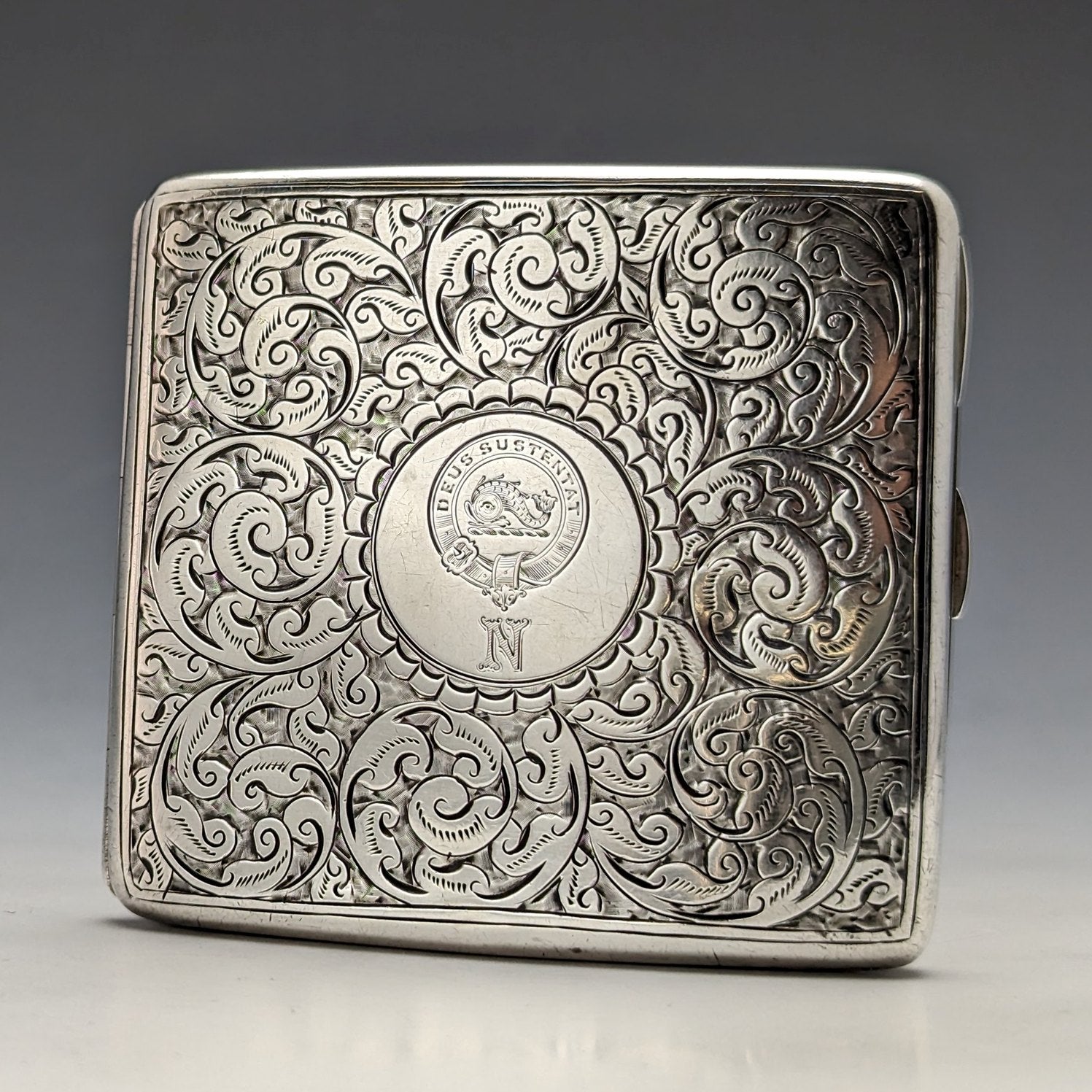 1898 年英國古董純銀煙盒96 克George Unite – SILVER-LUG