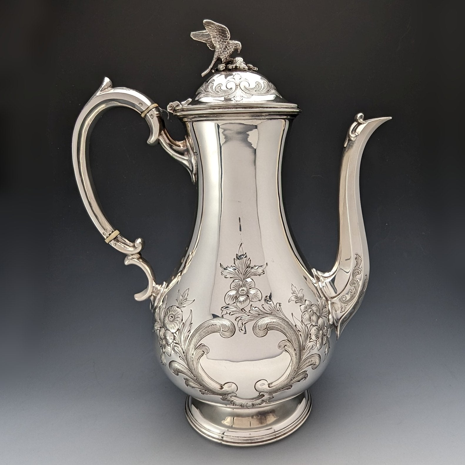 1880年頃 英国アンティーク シルバープレート製 コーヒーポット