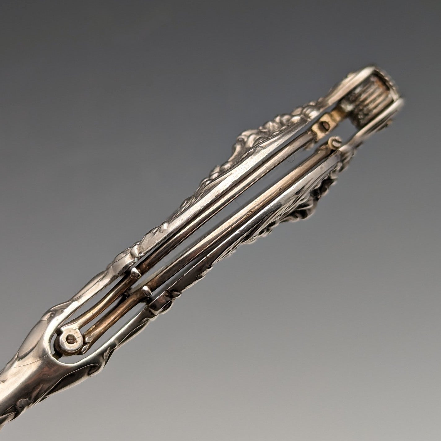 米国アンティーク 純銀製 アール・ヌーヴォー装飾 携帯用折りたたみ式 