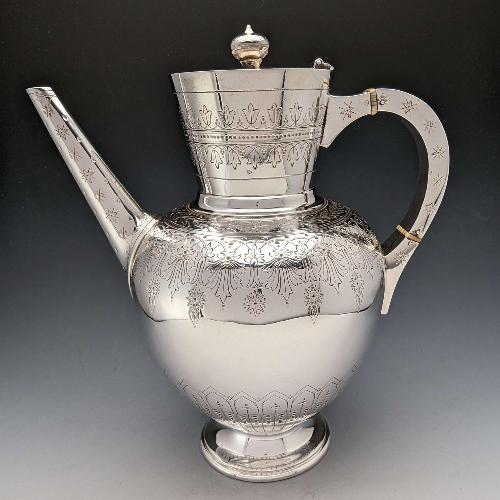 1880年頃 英国アンティーク シルバープレート製 コーヒーポット Walker