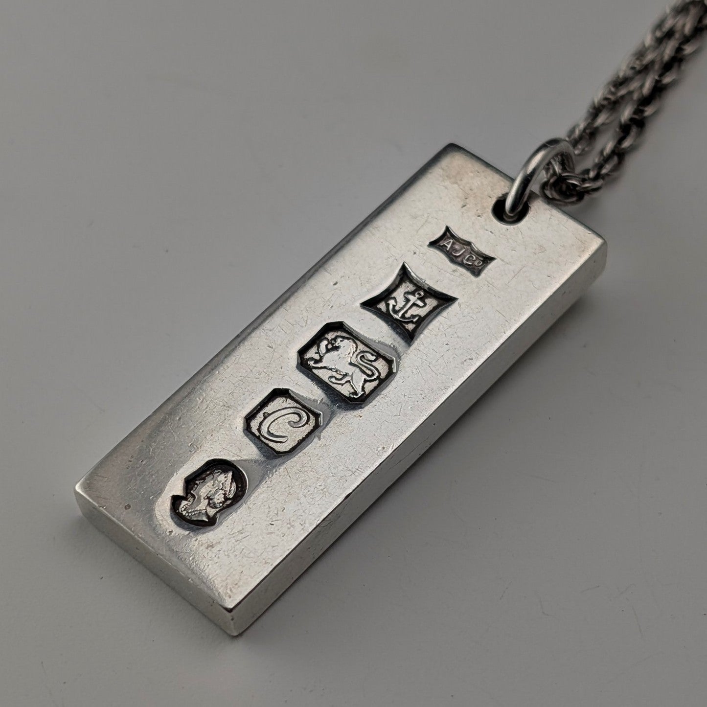 スターリングシルバー – SILVER-LUG