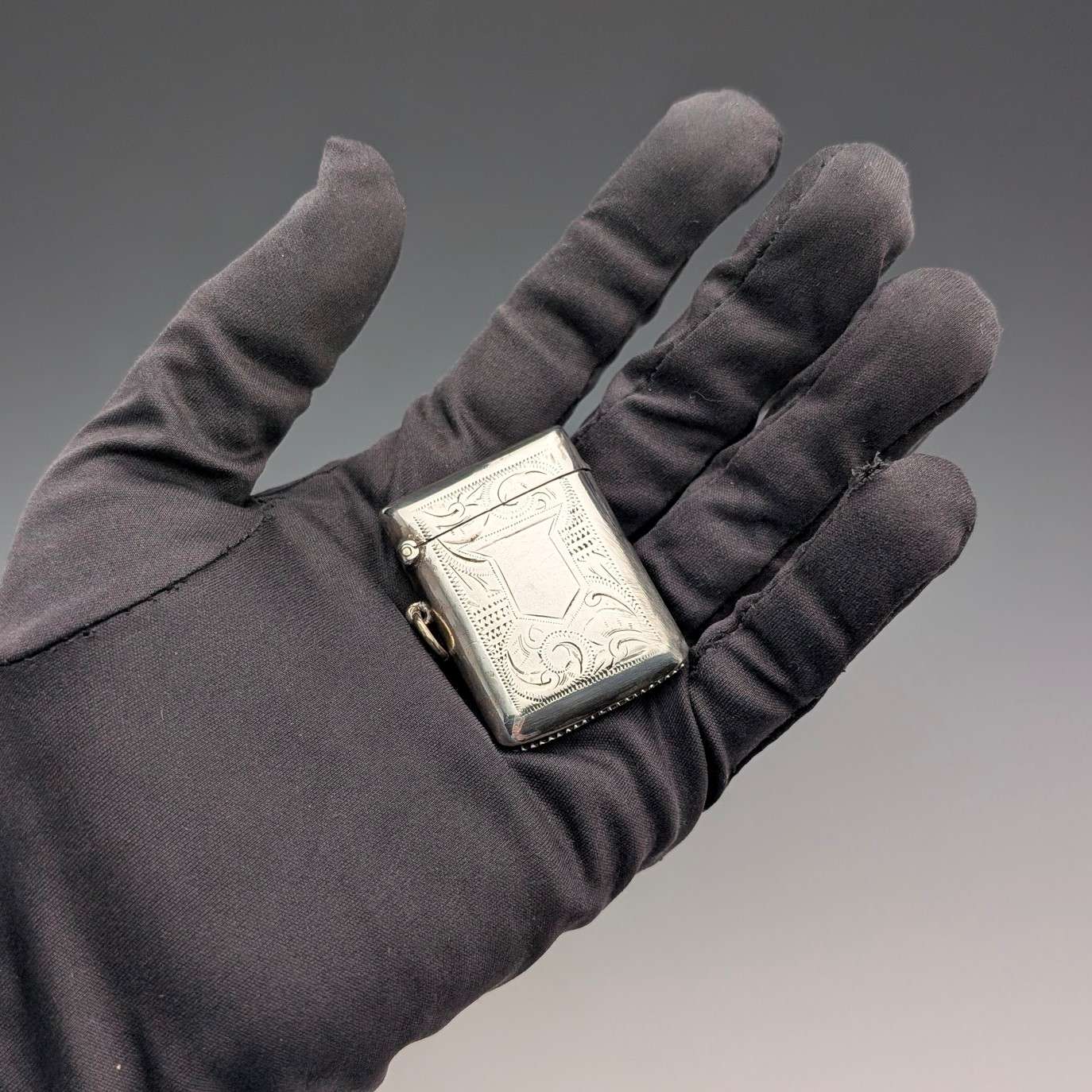 1907年 英国アンティーク 純銀製 ヴェスタケース 15g マッチケース Smith&Bartlam 1911年 英国アンティーク 純銀製 ヴェスタケース 18g マッチケース