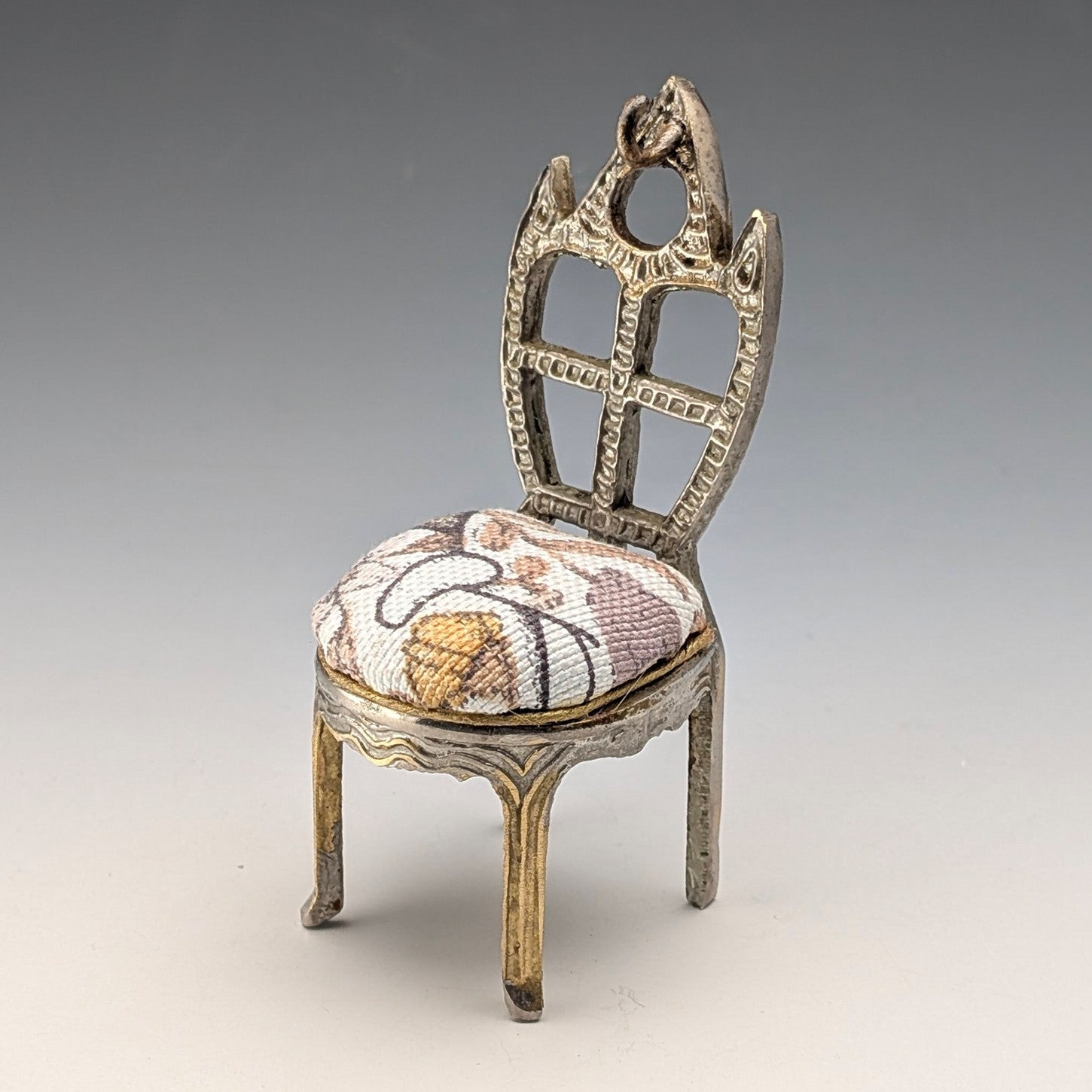 1895年 英国アンティーク 純銀製 両開き型カードケース 123g