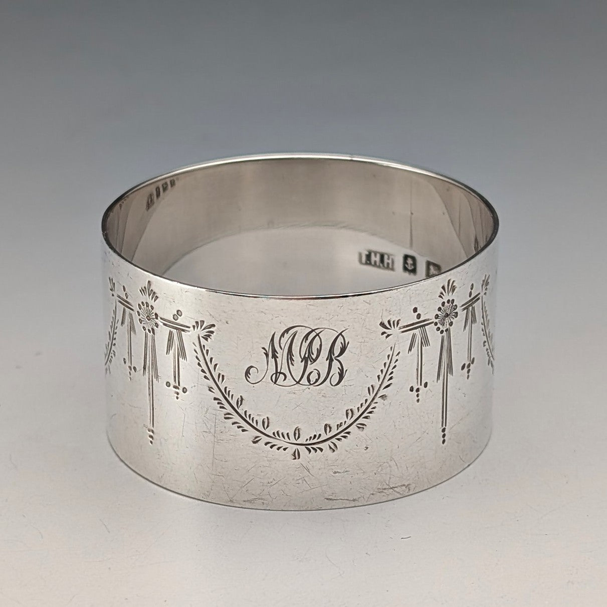 スターリングシルバー – SILVER-LUG