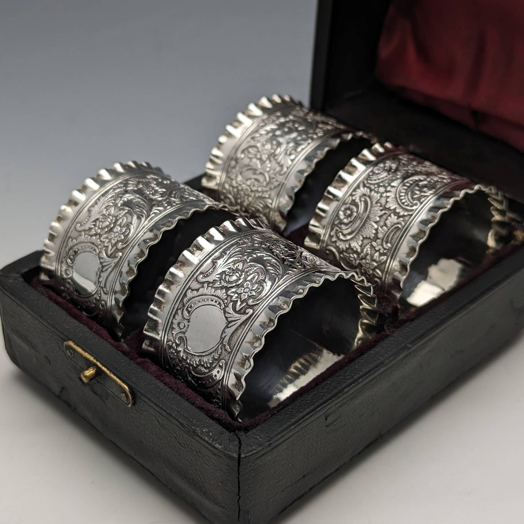 1905年頃 英国アンティーク シルバープレート製 ナプキンリング